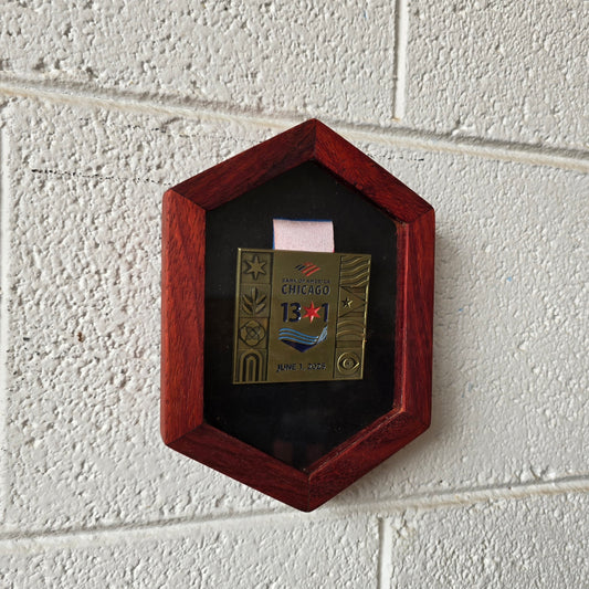 Medal Frame - long hexagon 4×6"